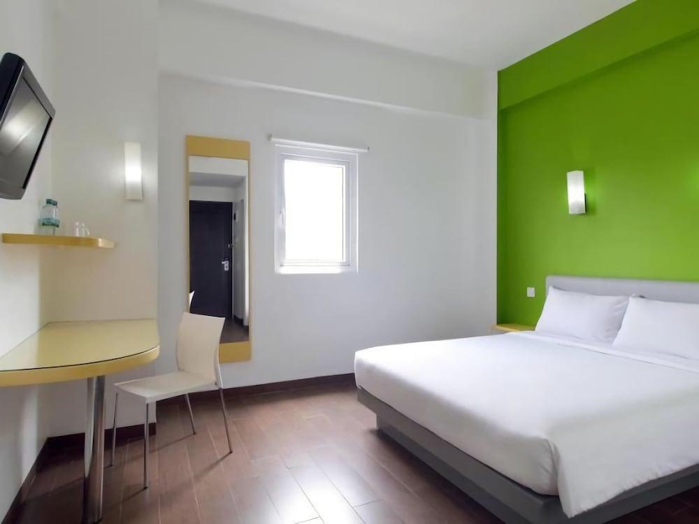 Amaris Hotel Bekasi Barat Exteriér fotografie