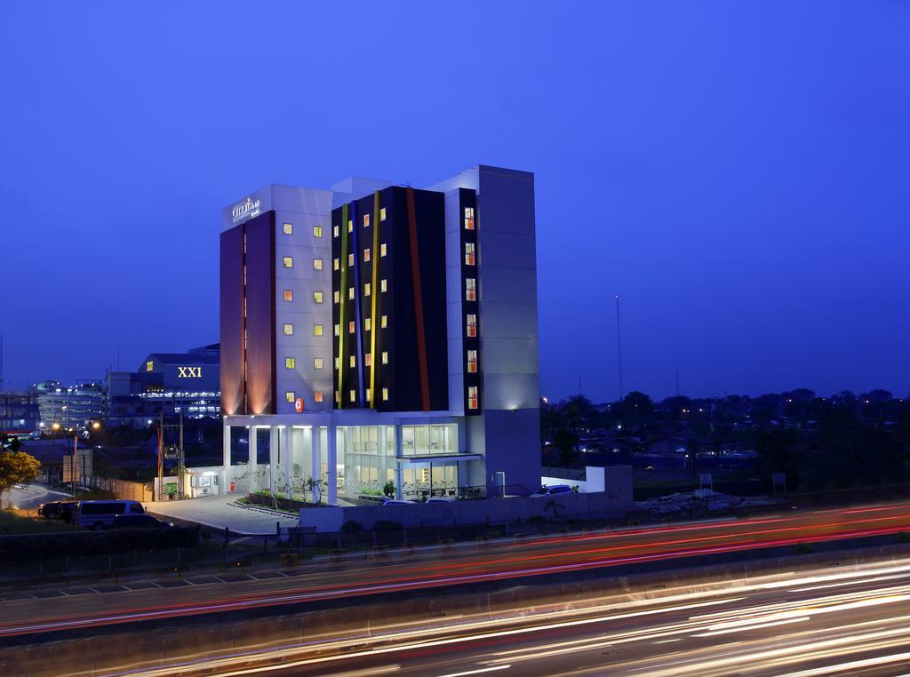 Amaris Hotel Bekasi Barat Exteriér fotografie