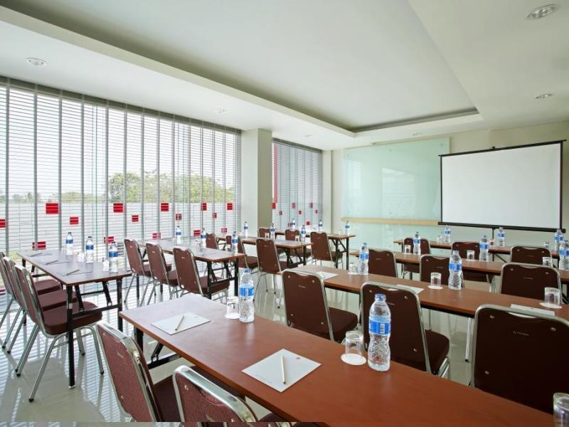 Amaris Hotel Bekasi Barat Exteriér fotografie